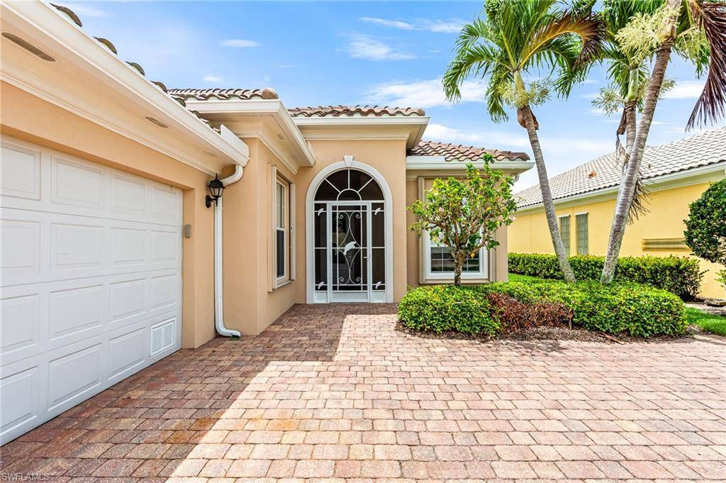 Naples, FL 34114,7710 Hernando CT