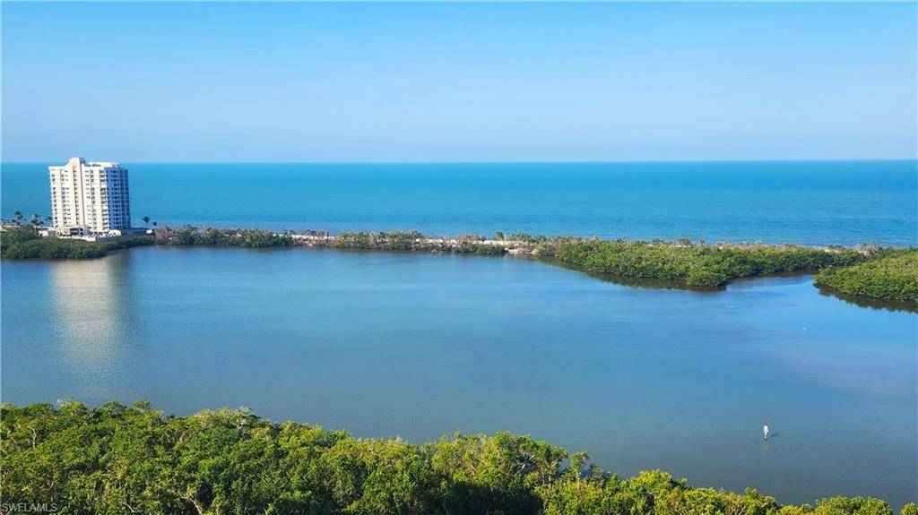 Naples, FL 34108,5550 Heron Point DR #2003