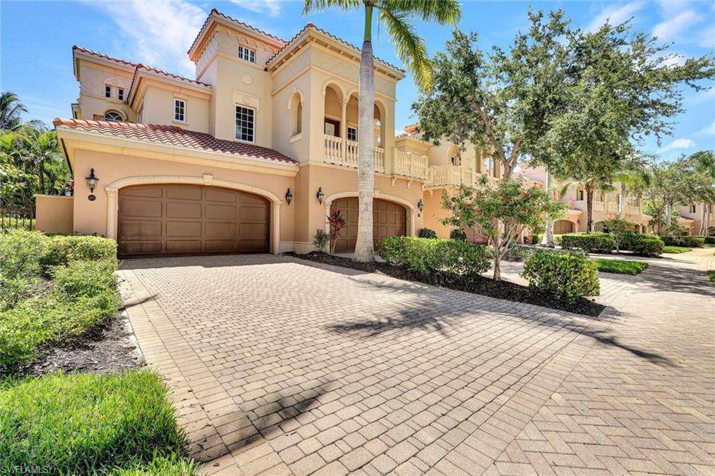 Naples, FL 34114,9280 Menaggio CT #202