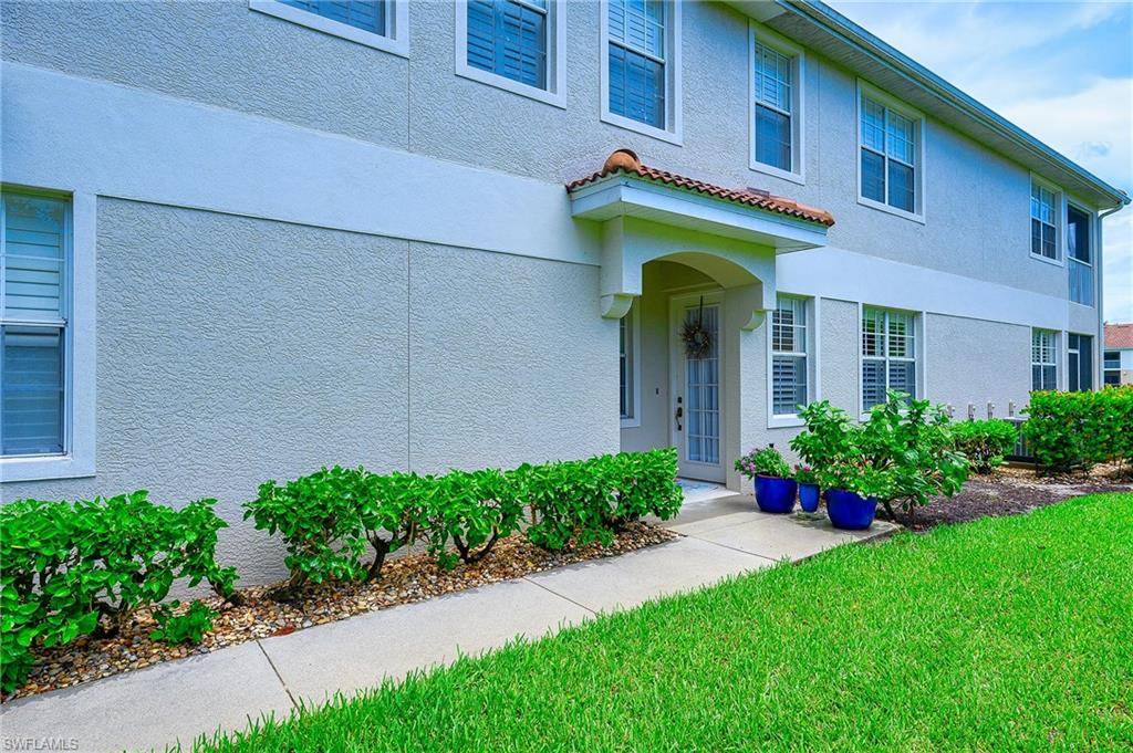 Naples, FL 34109,3051 Horizon LN #1807