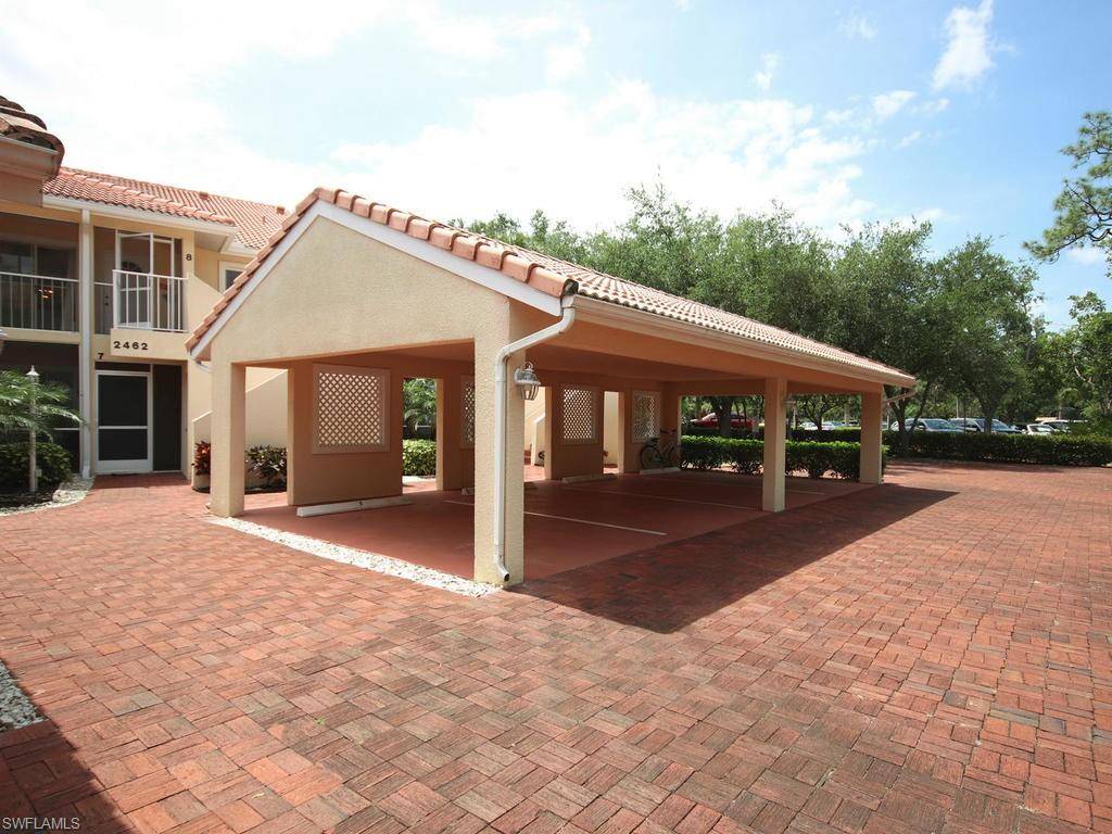 Naples, FL 34112,2462 Hidden Lake DR #208