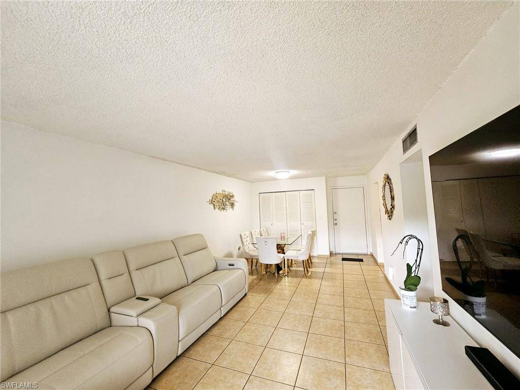 Hialeah, FL 33013,30 E 39th ST #315