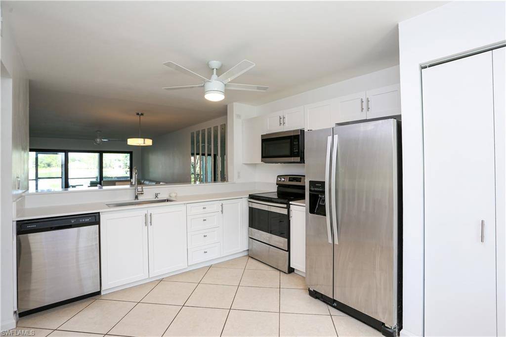 Naples, FL 34112,5754 Deauville CIR #E104