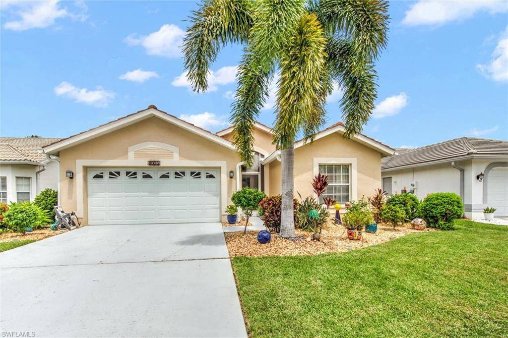 Fort Myers, FL 33912,8095 Breton CIR