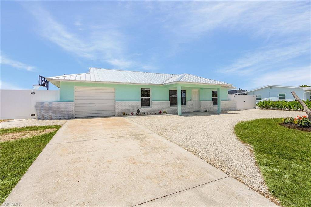 Matlacha Isles, FL 33991,12139 Matlacha BLVD
