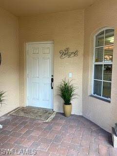 Naples, FL 34104,7832 Meridan CT