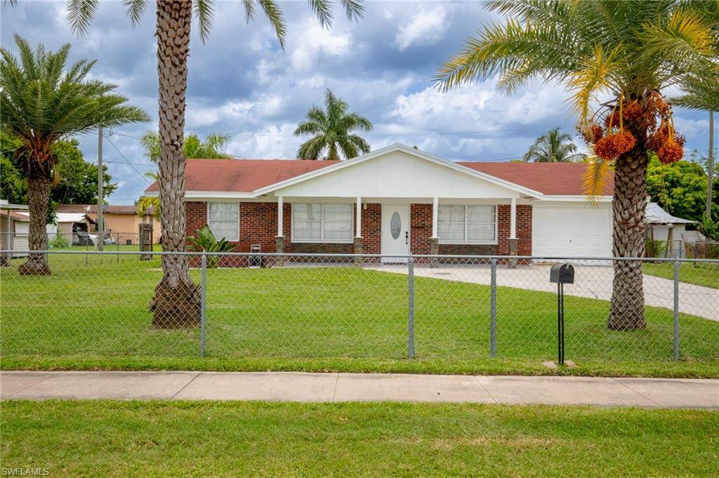 Clewiston, FL 33440,321 E El Paso AVE