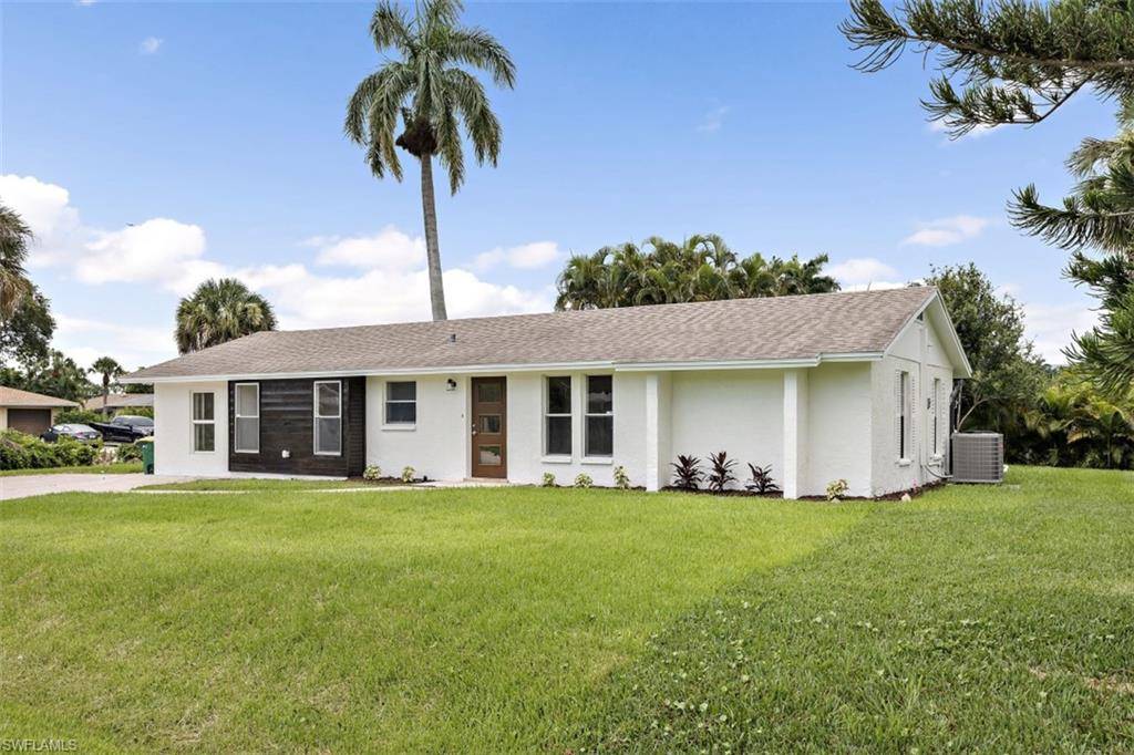 Naples, FL 34104,4639 Parrot AVE