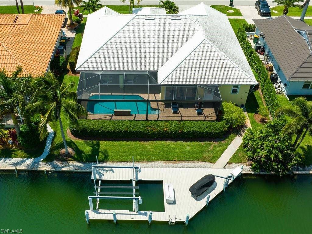 Marco Island, FL 34145,1156 Bond CT