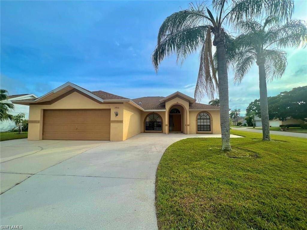 Estero, FL 33928,3911 MARYANN WAY