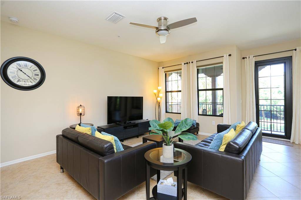 Naples, FL 34113,9082 Capistrano ST N #48-4