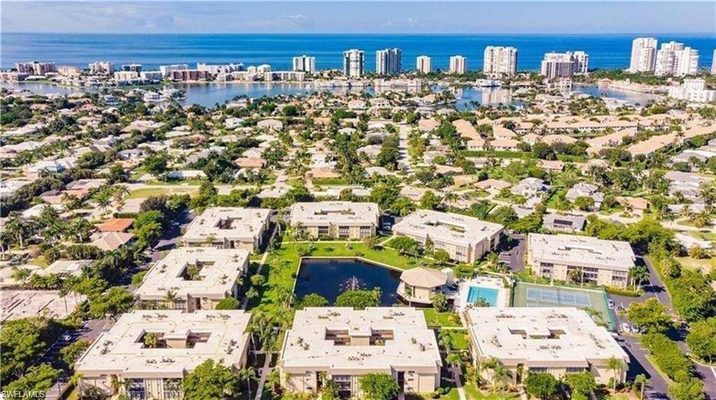 Naples, FL 34103,788 Park Shore DR #G17