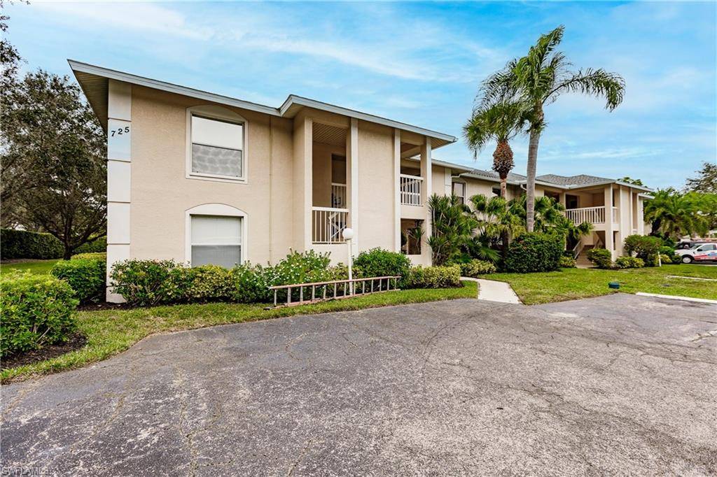 Naples, FL 34104,725 Landover CT #204