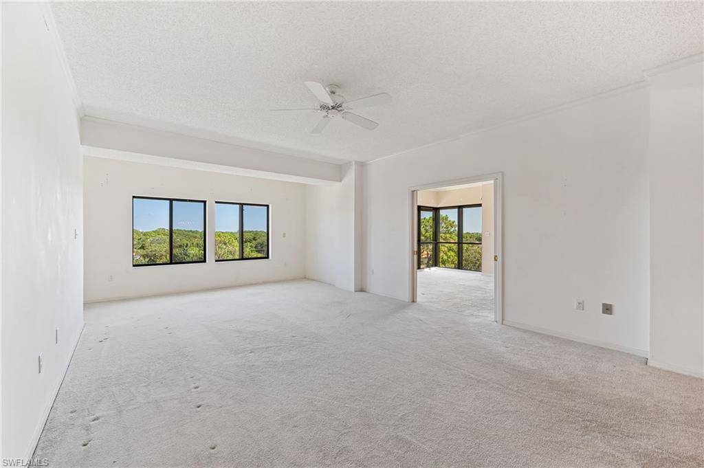 Naples, FL 34110,900 Arbor Lake DR #9-501