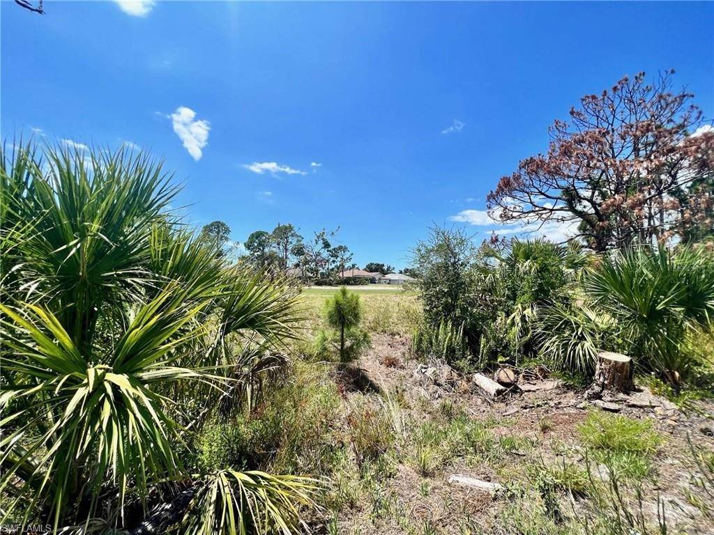 Rotonda West, FL 33947,230 Fairway RD