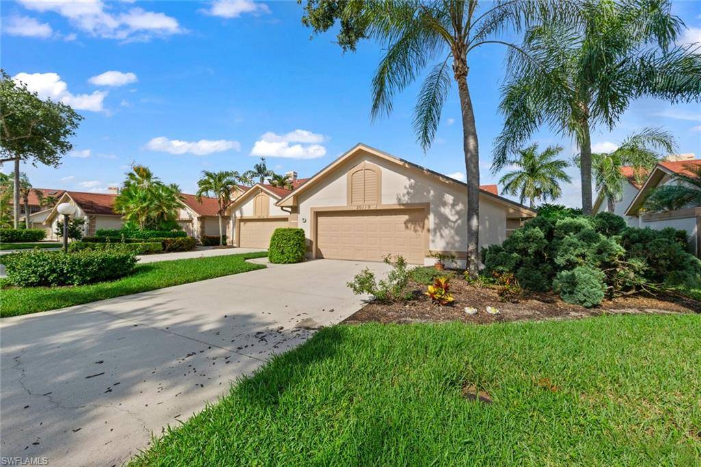 Estero, FL 33928,20110 Golden Panther DR #1