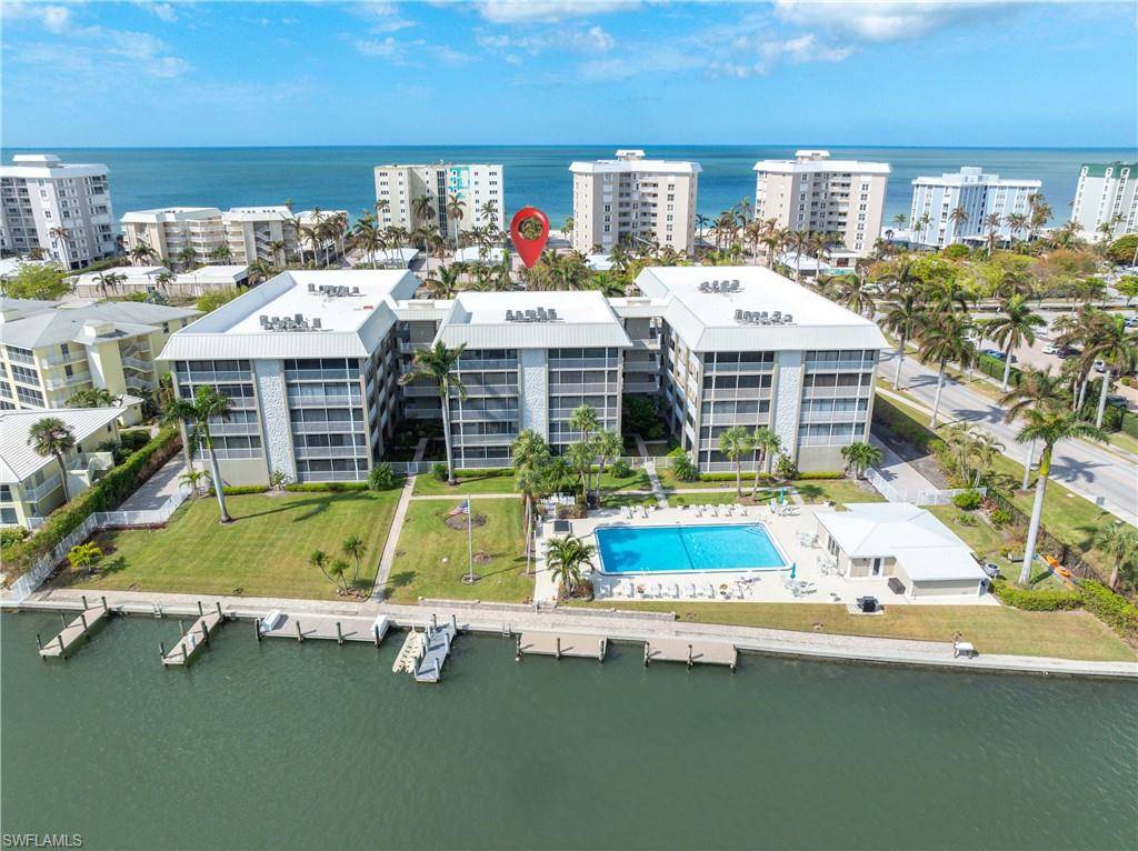 Naples, FL 34103,2880 Gulf Shore BLVD N #409