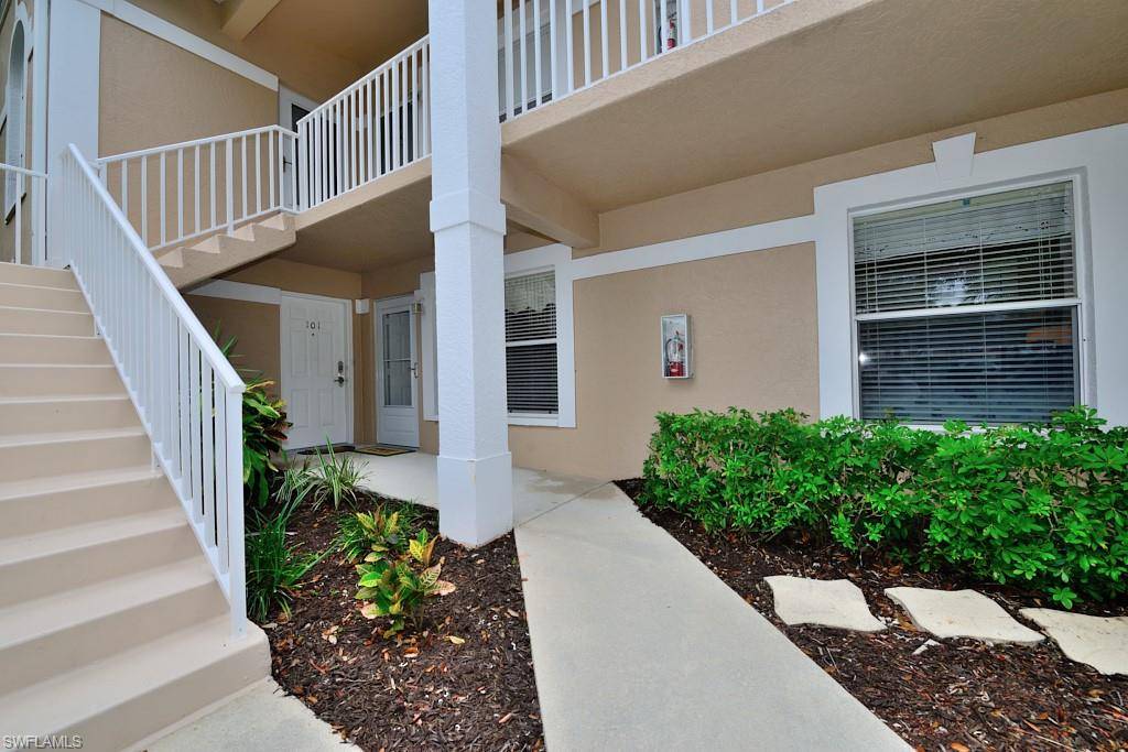 Bonita Springs, FL 34134,3971 Leeward Passage CT #102