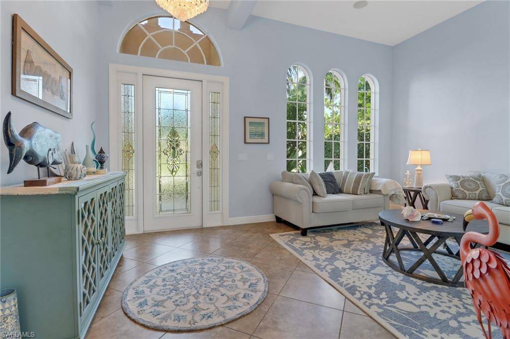 Naples, FL 34112,7839 Martino CIR