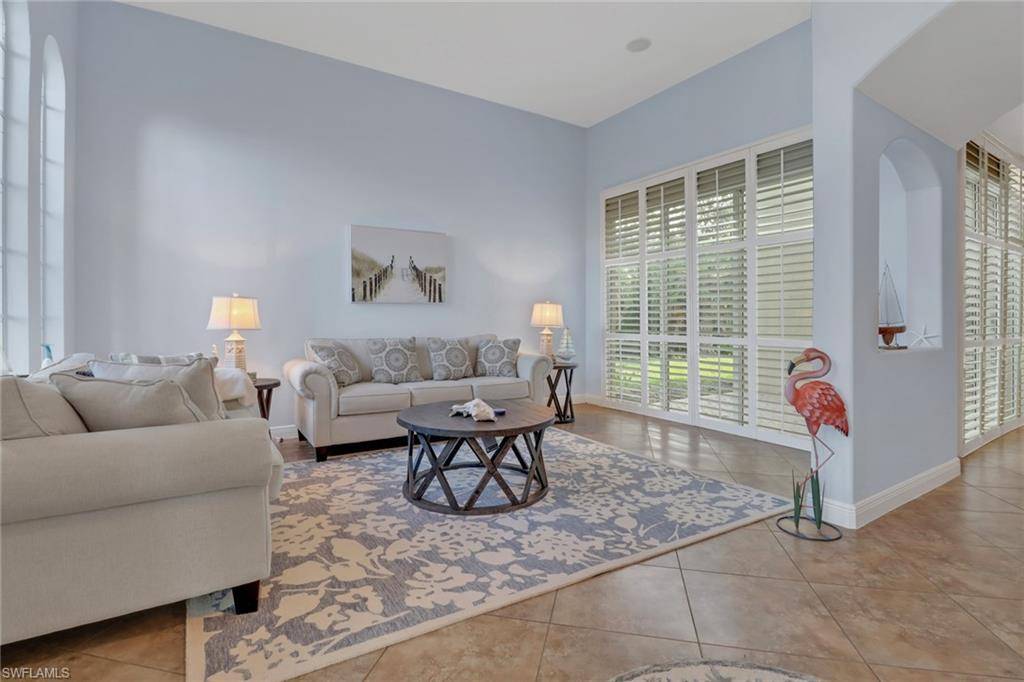 Naples, FL 34112,7839 Martino CIR