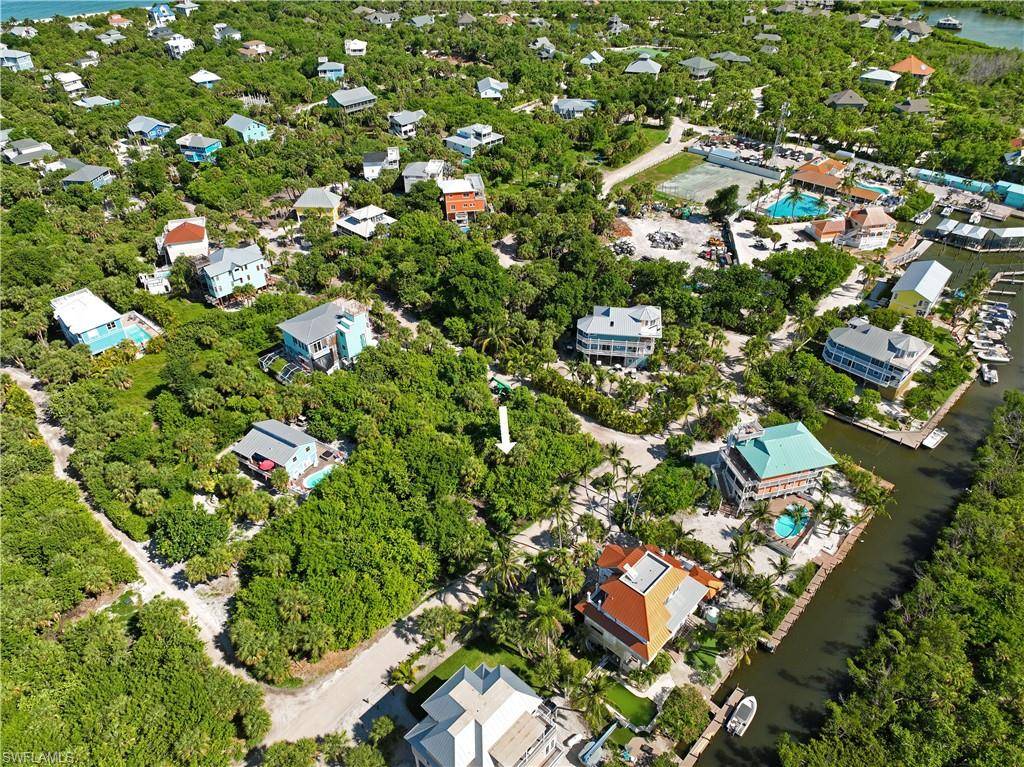 Upper Captiva, FL 33924,4431 Schooner DR