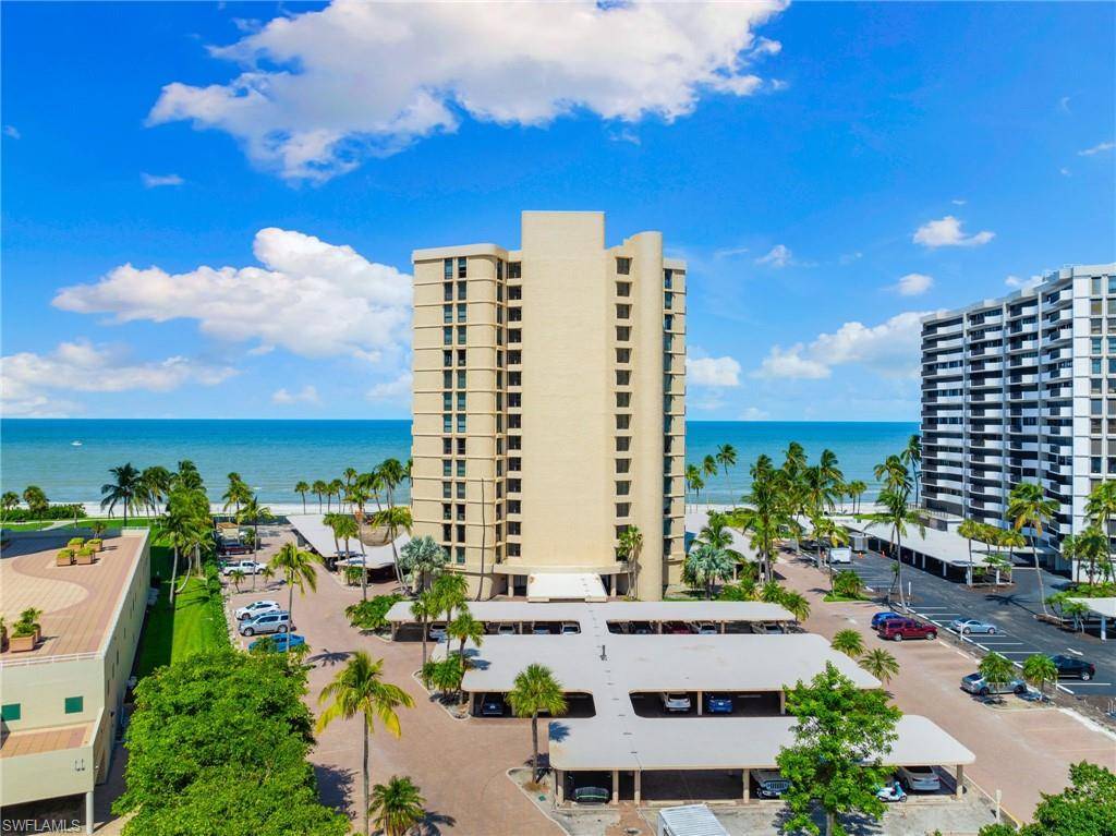 Naples, FL 34103,4001 Gulf Shore BLVD N #702