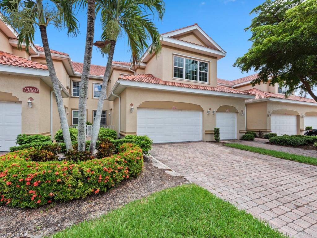 Fort Myers, FL 33912,13860 Avon Park CIR #203