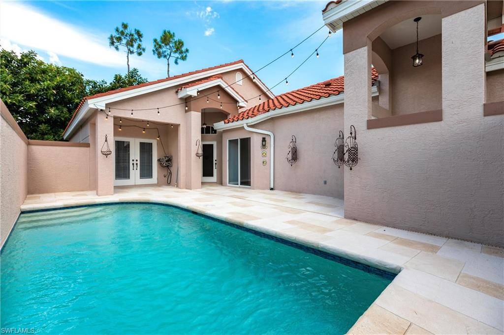 Naples, FL 34104,359 Pindo Palm DR