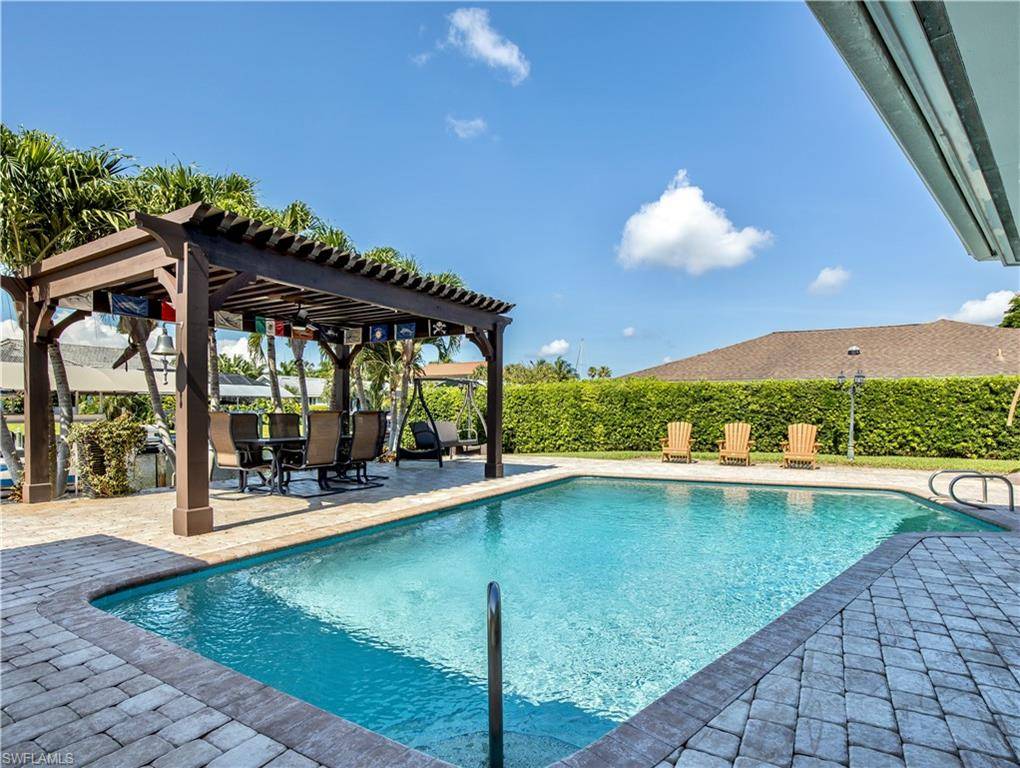 Fort Myers, FL 33919,980 Bal Isle DR