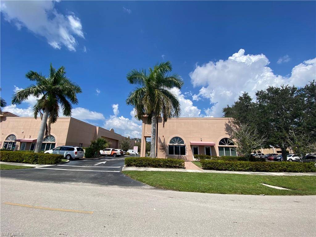 Naples, FL 34112,2383 Linwood AVE #301