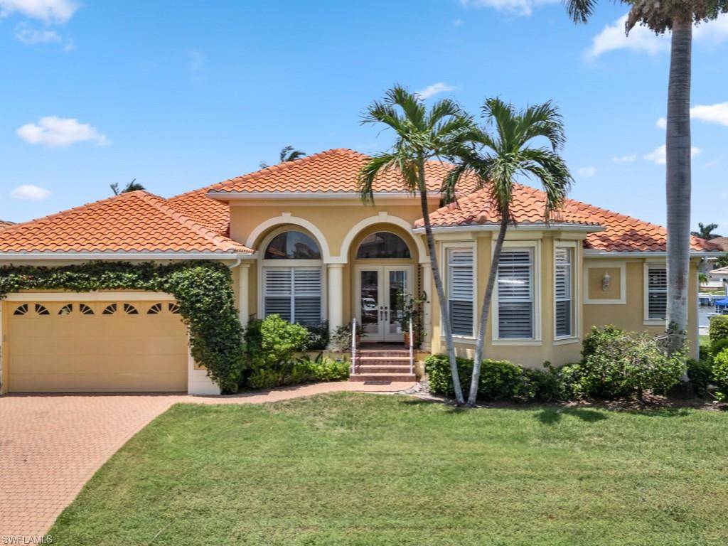 Marco Island, FL 34145,863 Banyan CT