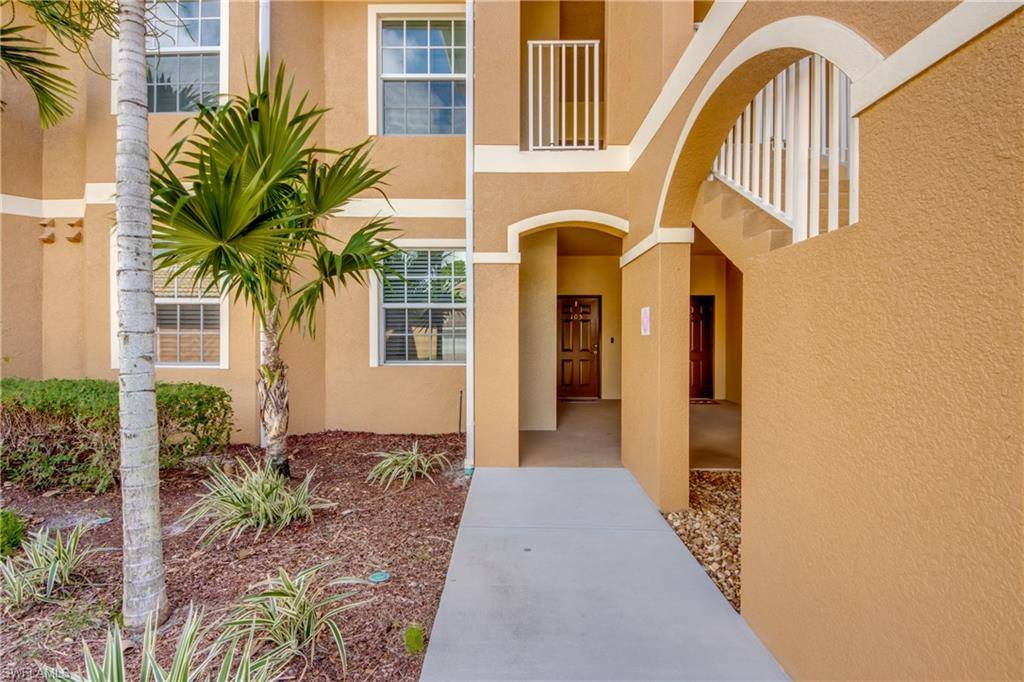 Cape Coral, FL 33909,1052 Winding Pines CIR #105