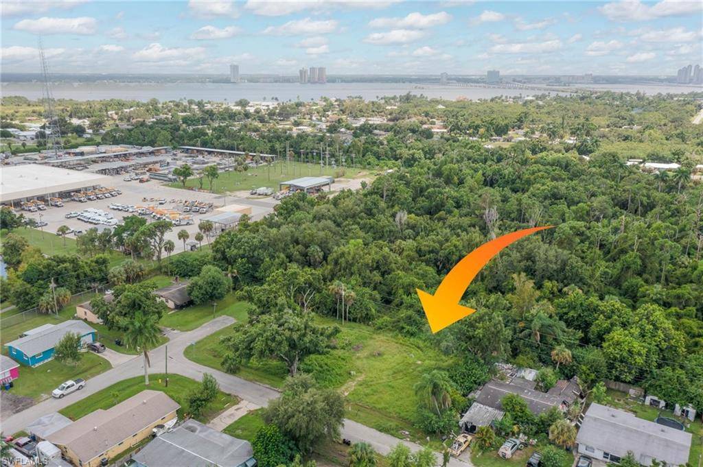 North Fort Myers, FL 33917,134,138 Powell Creek CIR