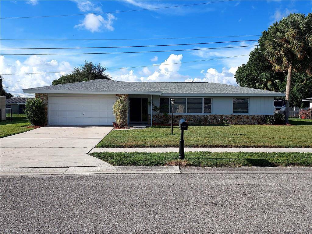 North Fort Myers, FL 33903,1660 Swan TER