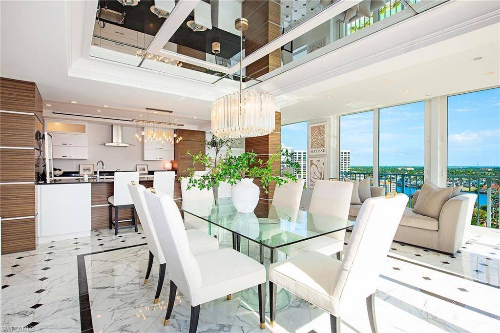 Naples, FL 34103,4301 Gulf Shore BLVD N #1204