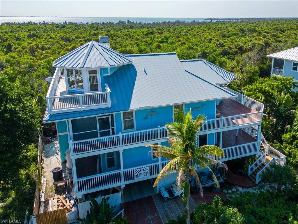 Upper Captiva, FL 33924,621 Rum RD