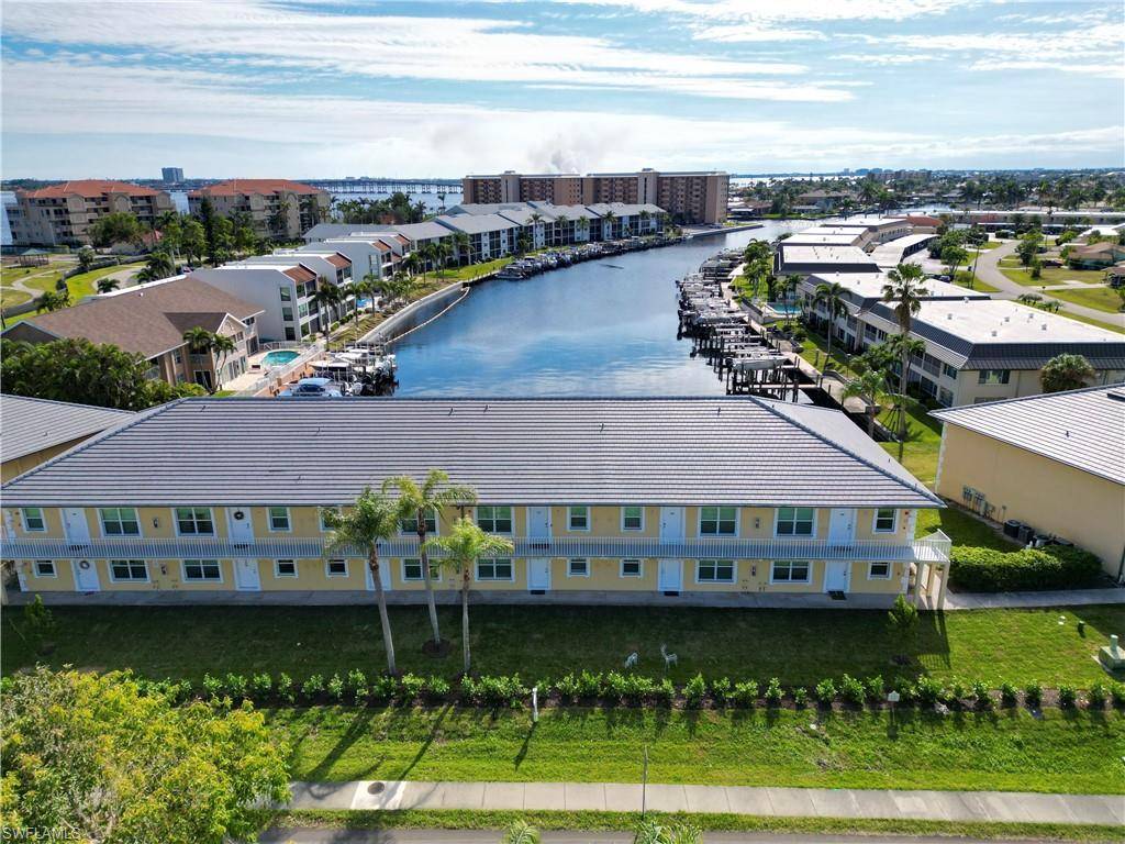 Cape Coral, FL 33904,1942 Beach PKWY #207