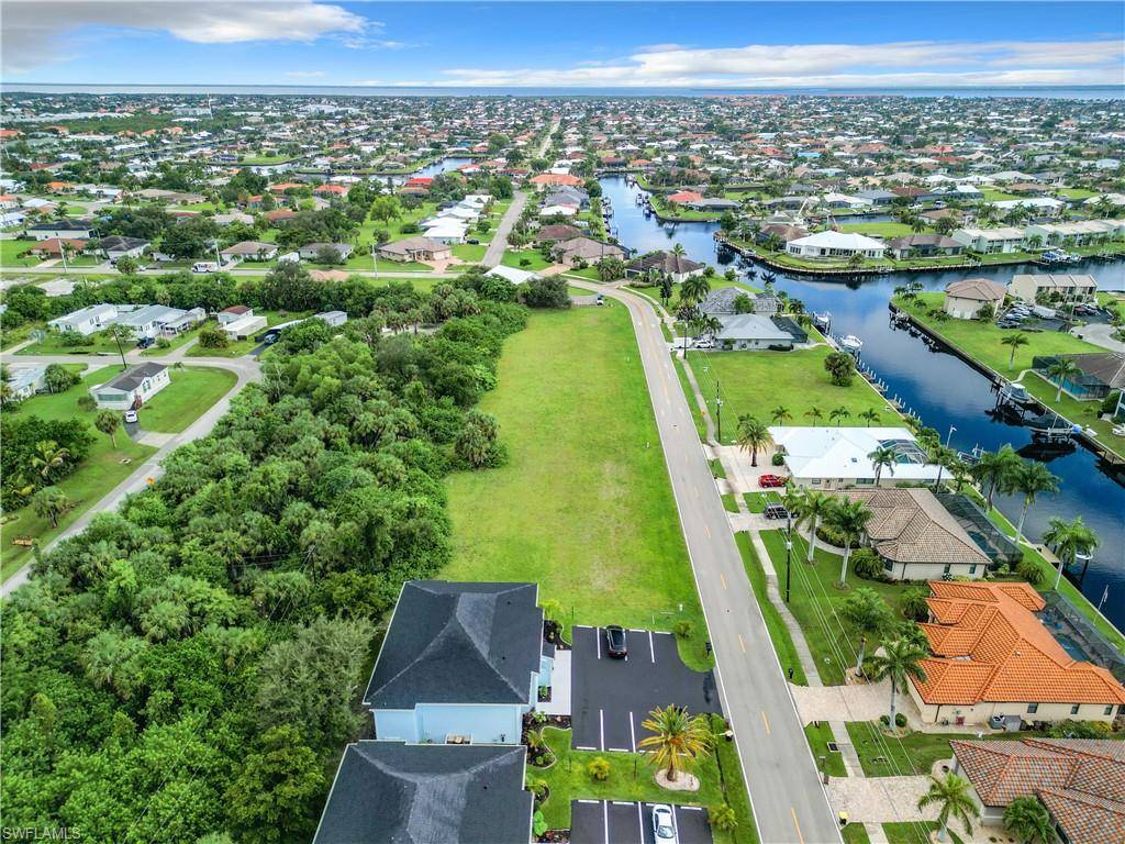 Punta Gorda, FL 33950,2807-2835 Magdalina DR