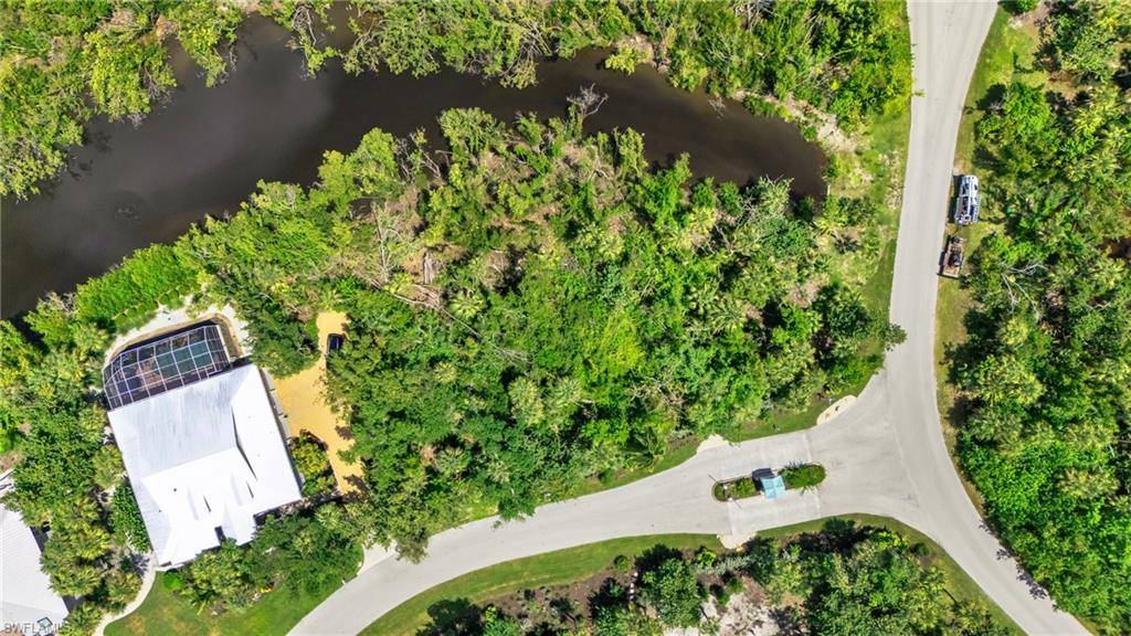 Sanibel, FL 33957,5398 Osprey CT