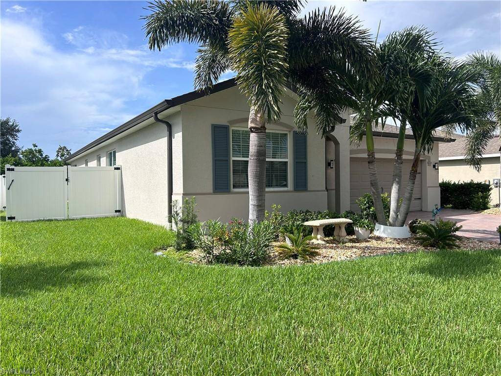 Cape Coral, FL 33909,3193 Amadora CIR