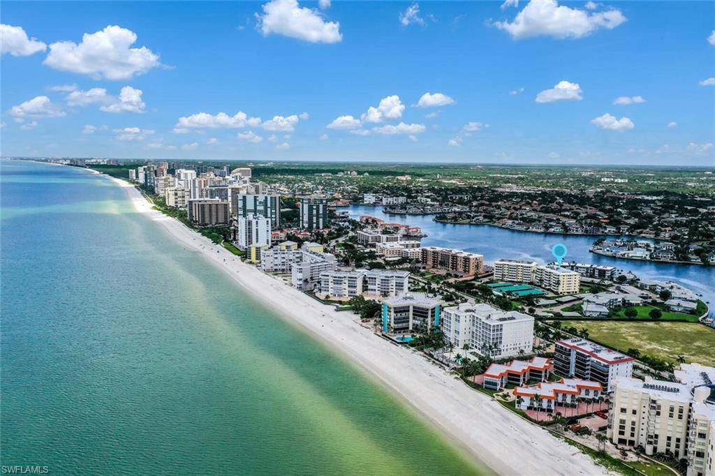 Naples, FL 34103,3410 Gulf Shore BLVD N #302