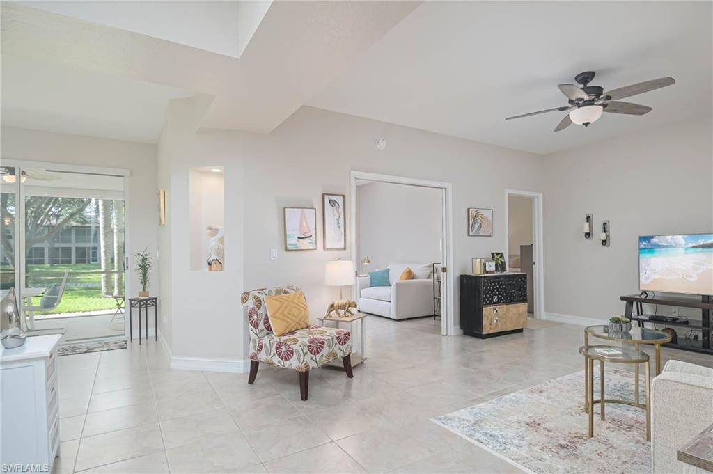 Naples, FL 34110,600 Diamond CIR #601