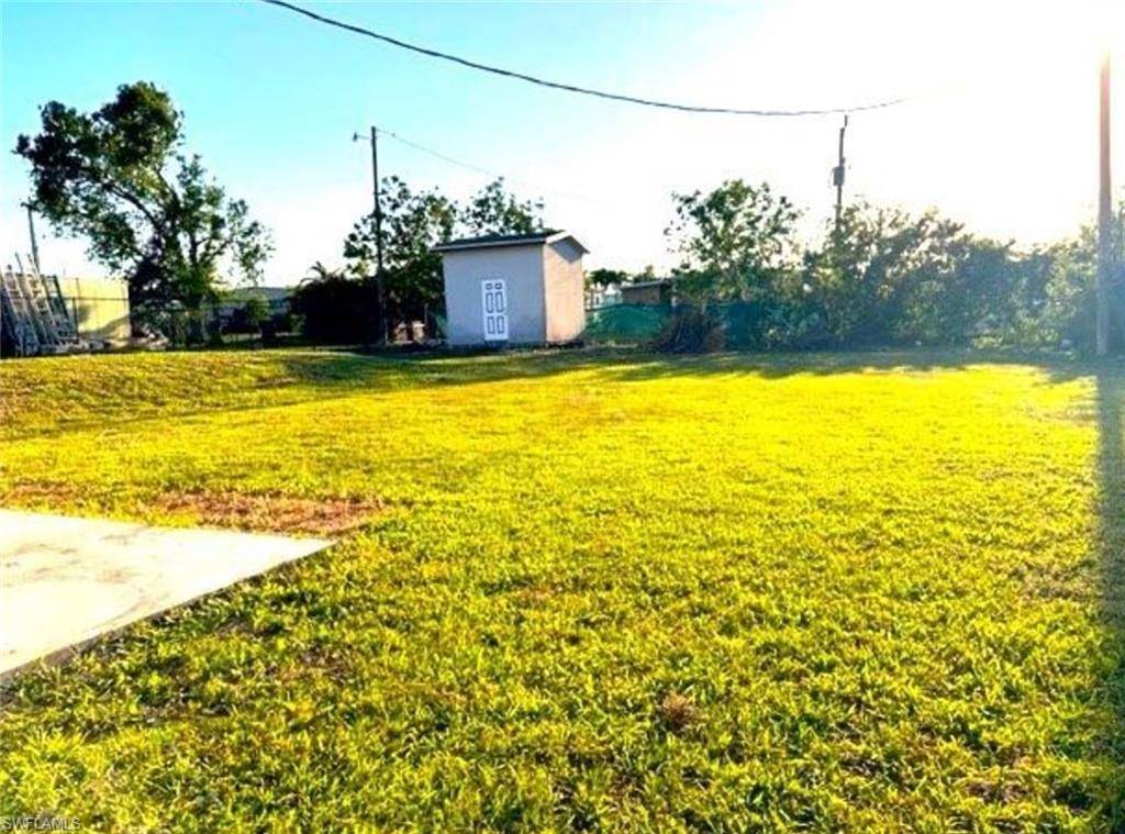 North Fort Myers, FL 33917,2935 Winona DR