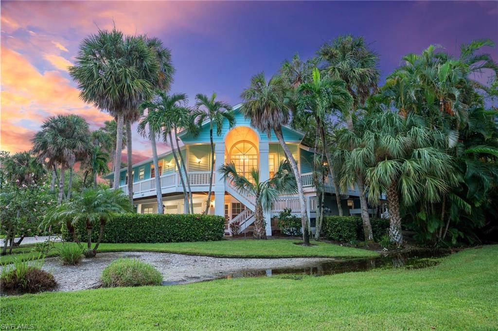 Marco Island, FL 34145,380 Periwinkle CT