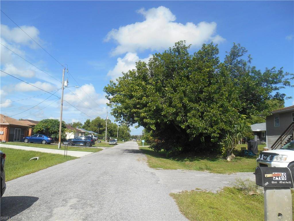 Lehigh Acres, FL 33976,3406 25th ST SW