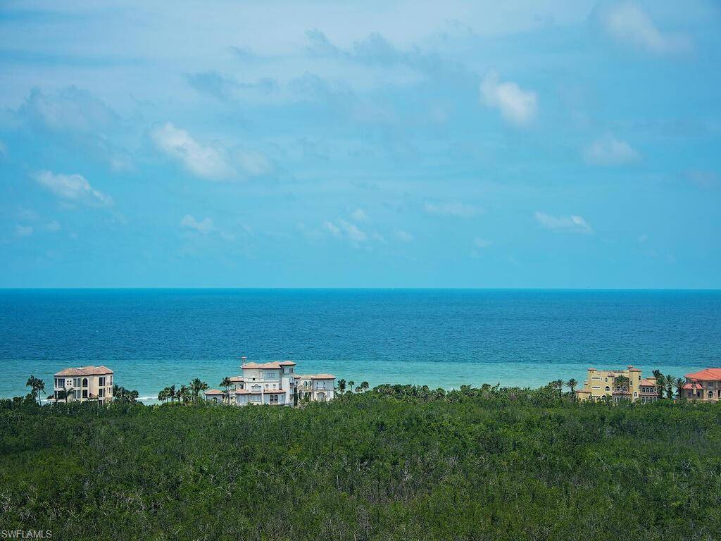 Naples, FL 34108,7425 Pelican Bay BLVD #1506