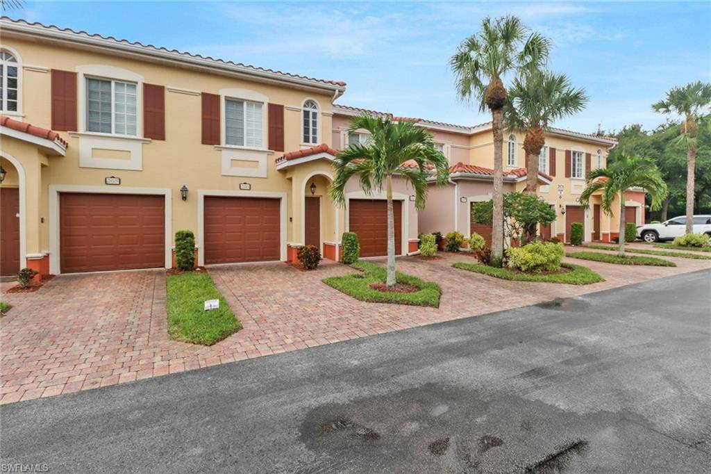 Estero, FL 33928,20170 Estero Gardens CIR #206