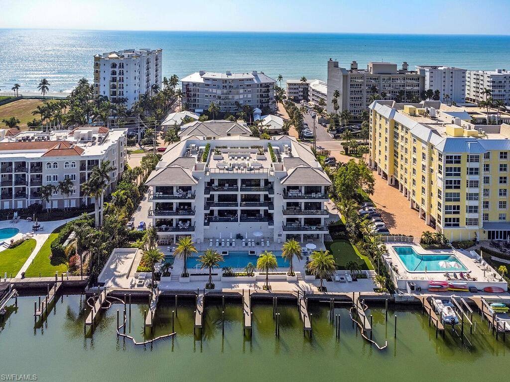 Naples, FL 34102,1820 Gulf Shore BLVD N #301