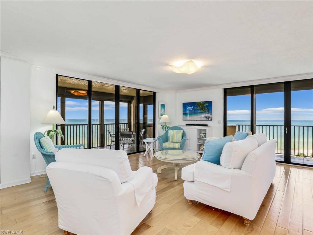 Naples, FL 34108,10851 Gulf Shore DR #605