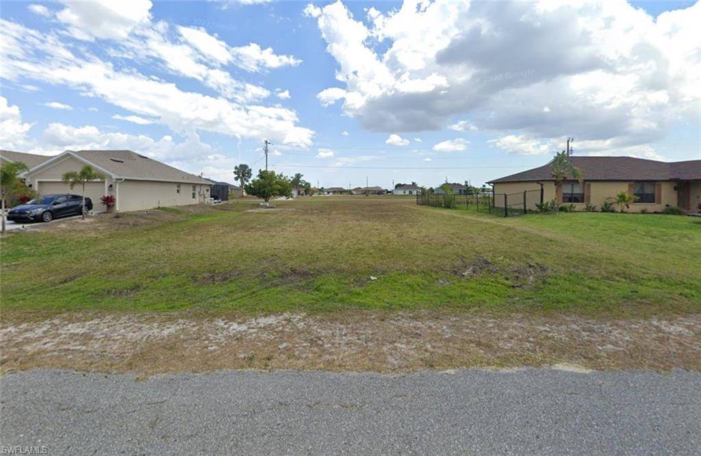 Cape Coral, FL 33993,120 NW 11th TER